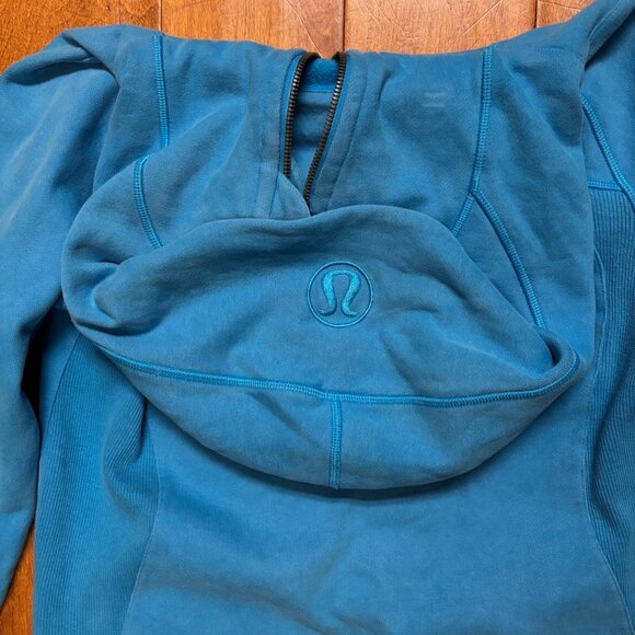 Lululemon Womens Scuba Hoodie Sz 6 Full Zip Jacket Blue Active Yoga Stretch - Picture 15 of 16